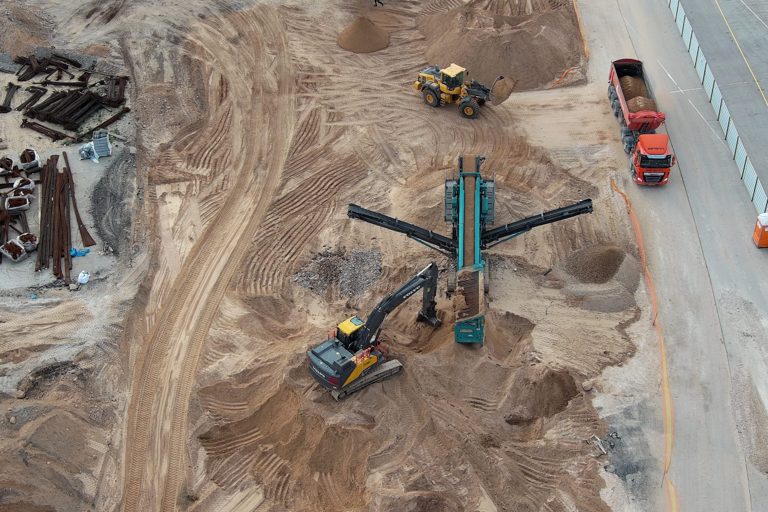 -1_2_0_2023_01_02_13_51_15_MAX_0007