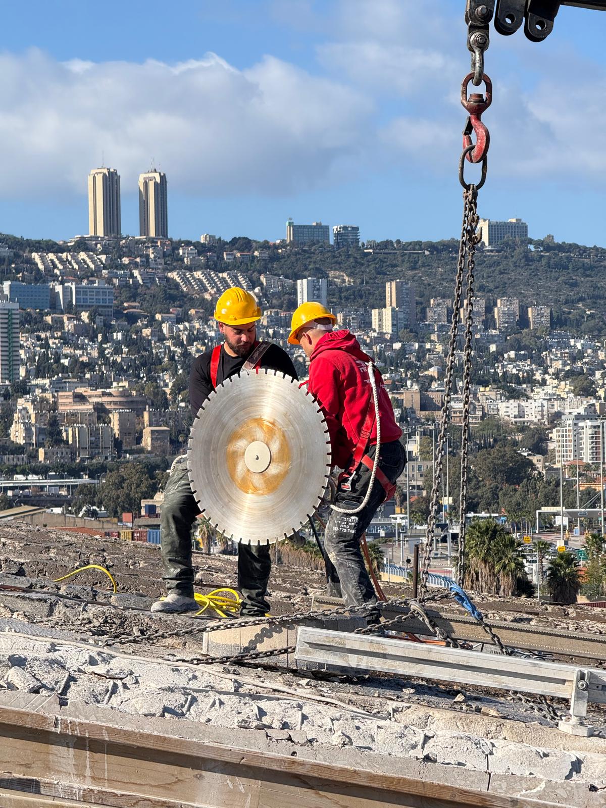 WhatsApp Image 2025-12-31 at 13.15.53 (1)